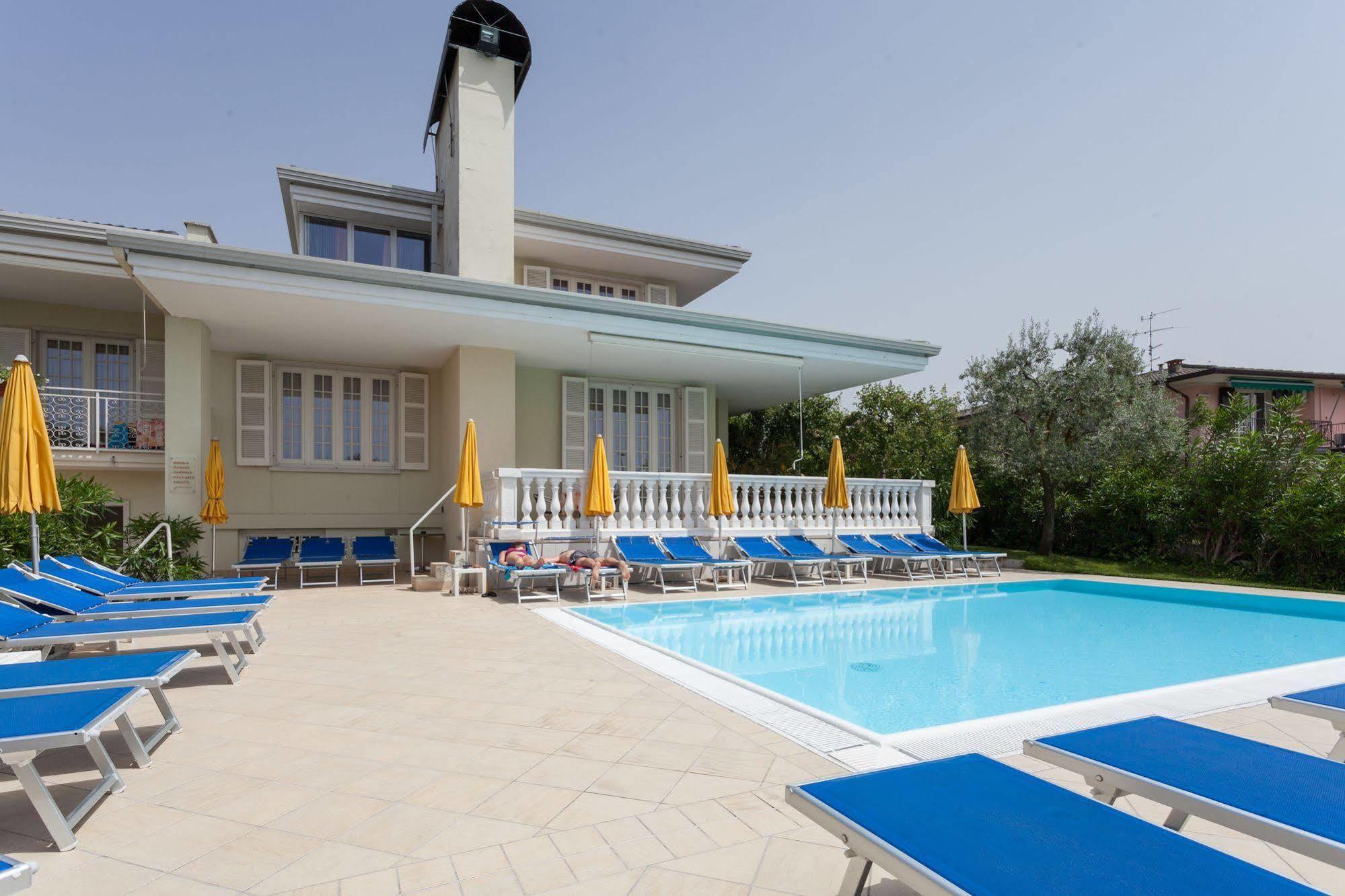 Hotel Gardenia & Villa Charme Adults Friendly 4Star Service Bardolino Kültér fotó